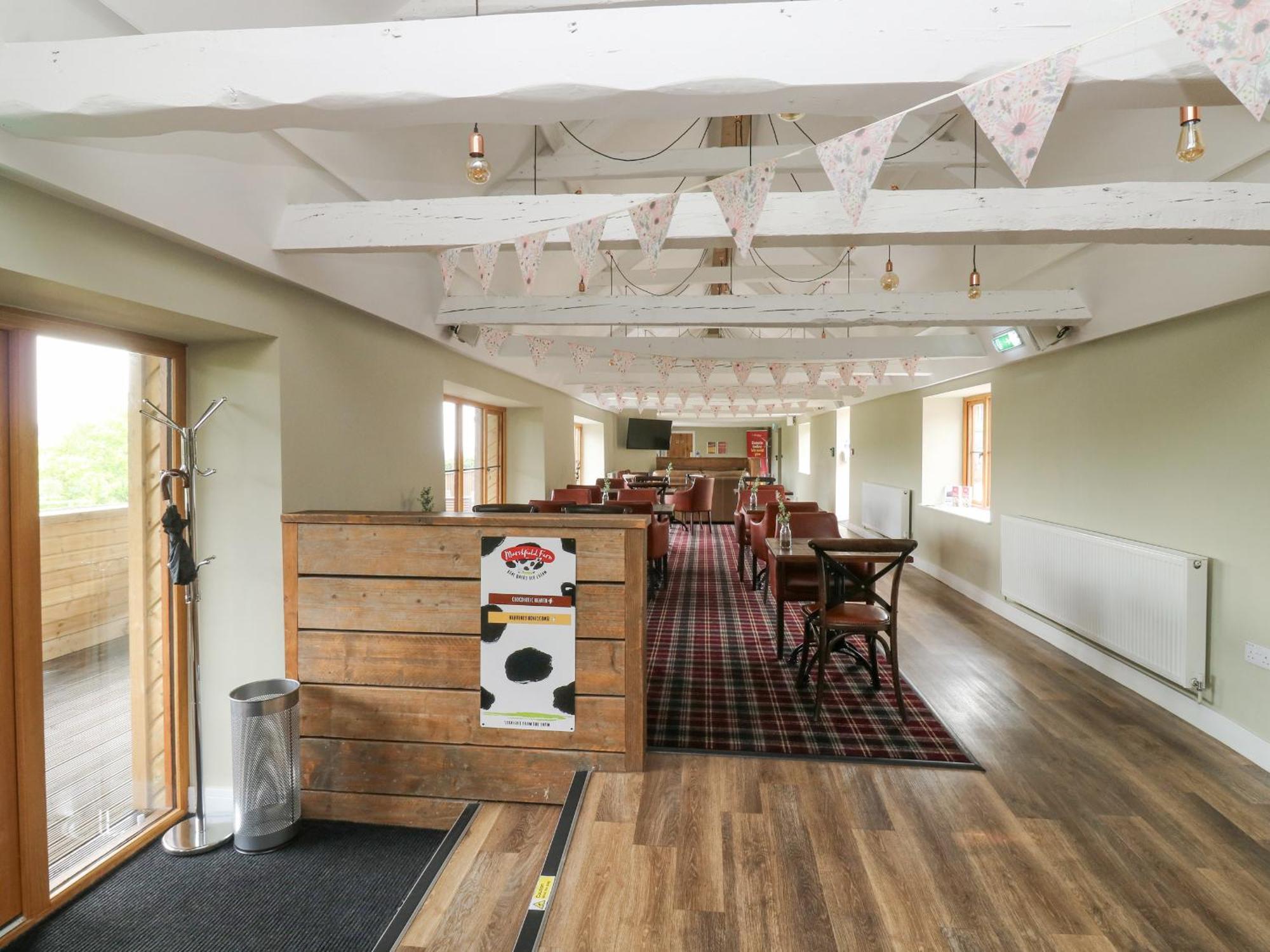 Harcombe House Bungalow 1 Ньютон Эбэт Экстерьер фото