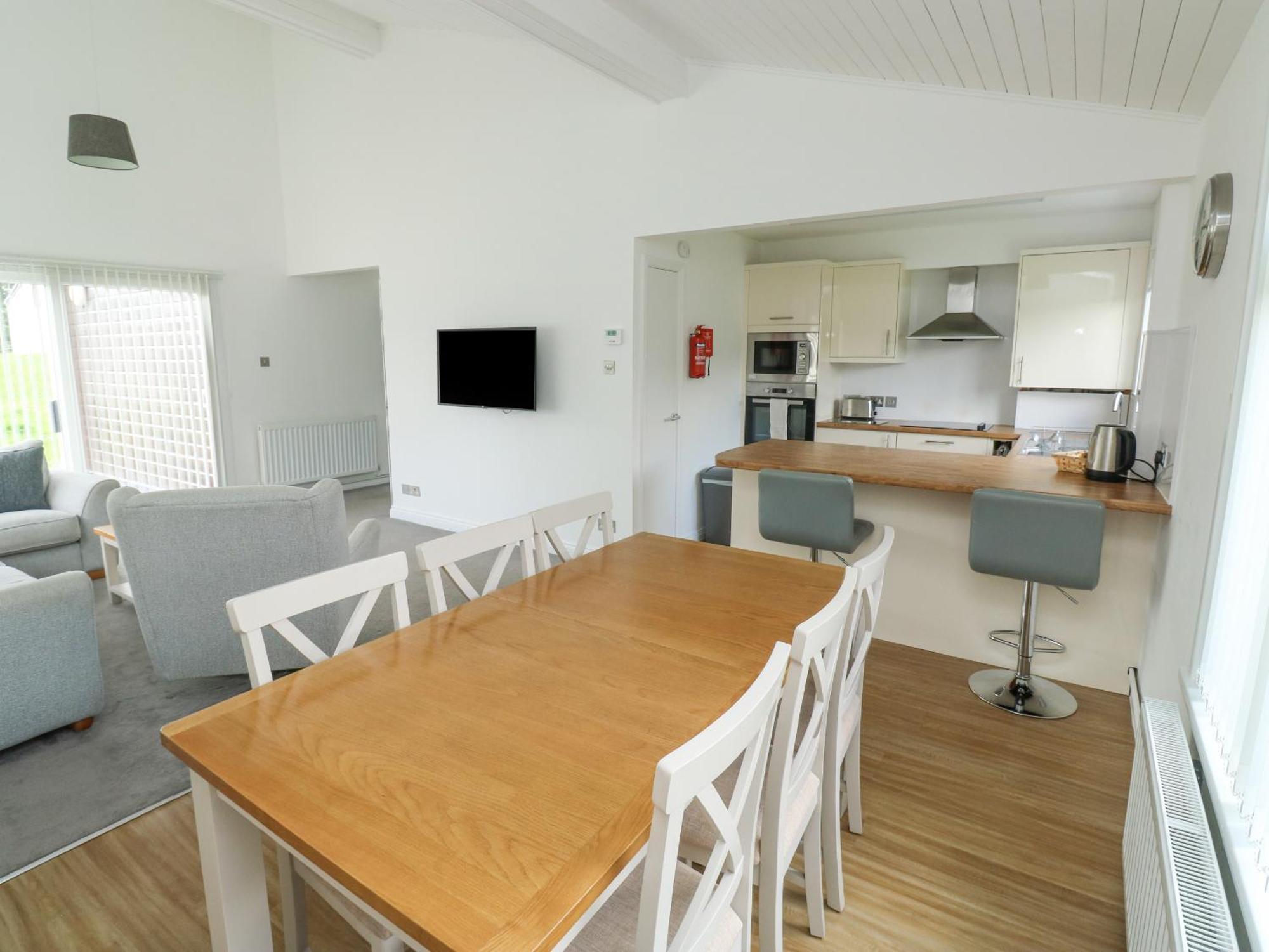 Harcombe House Bungalow 1 Ньютон Эбэт Экстерьер фото